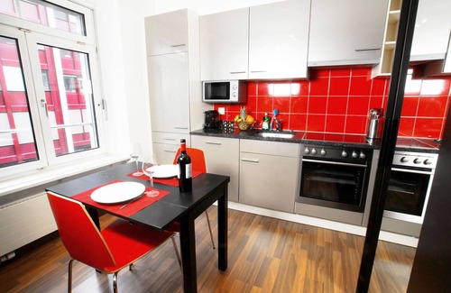 Oerlikon Apartment | ZH Cranberry l - Oerlikon HITrental Apartment