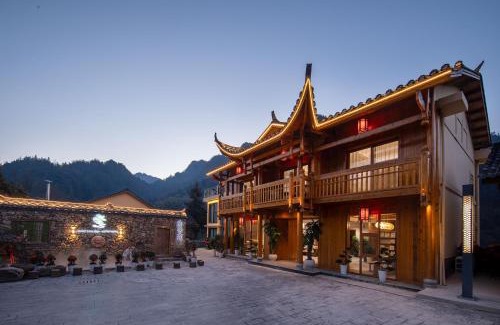 Wulingyuan House | Zhangjiajie Valley Love Holiday hotel - Free pick up service