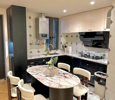Huangpu Apartment | ZHome-FuDi Garden-Near the Bund