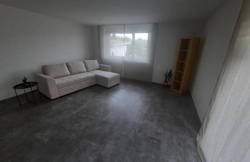 Goldingen Apartment | Zimmer 1, Ferienwohnung Haus der Begegnung