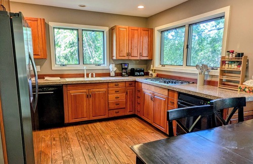 Hailey House | Zinc Spur 2 bedroom 2 bath home in desirable mid valley
