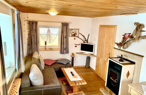 Leutasch Apartment | Zirbennest Niedere Munde Tiroler Alpen Fewo - Haus Grosek an der Olympialoipe