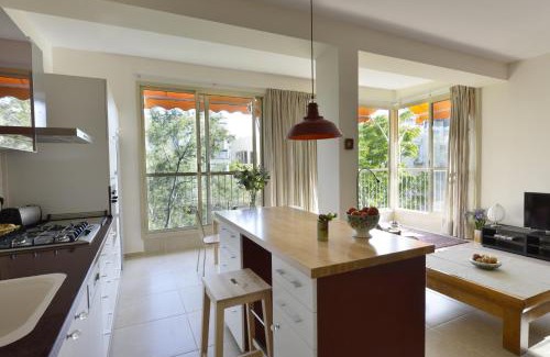 Tel Aviv City Center Apartment | Ziv Apartments - Malkei Israel 6 A