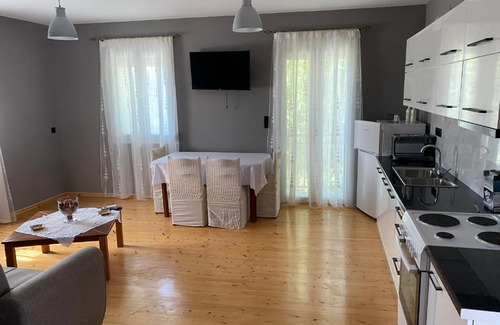 Pylos-Nestoras House | Zizani apartments