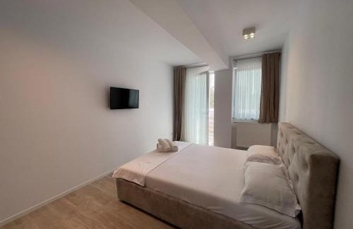 Suceava Apartment | Zlata London Residence Center 3f