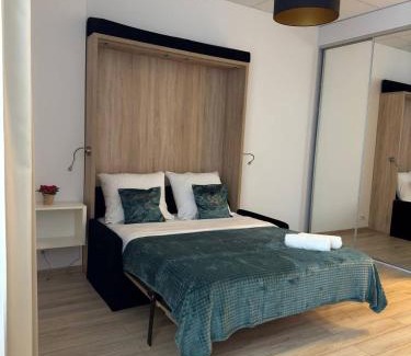 Wlochy Apartment | Zlatarooms 222