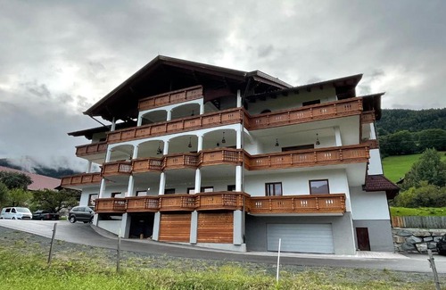 Zlatting Apartment | Zlattinger