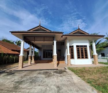 Kuala Terengganu House | ZN Homestay Gong Badak