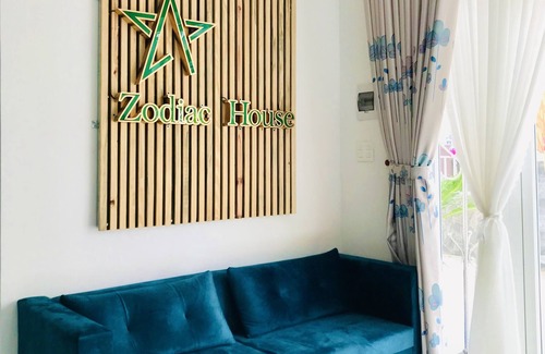 Phuong 10 House | Zodiac House