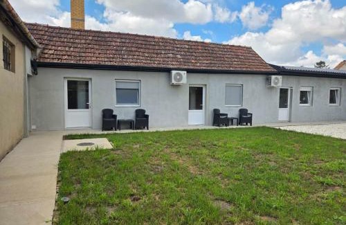 Vojvodina Apartment | Zolax Apartmans
