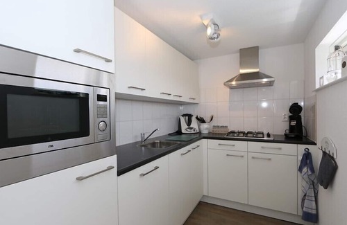 Renesse Villa | Zonnedorp 18 modern holiday villa right at the North Sea dunes