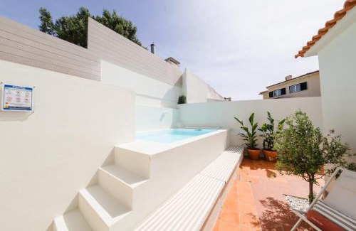 Parede House | Zu's House Private Pool & Relax Near the Beach