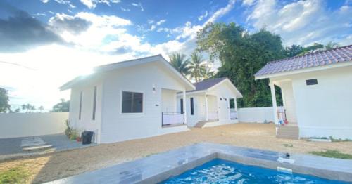 Bachok Villa | Zulanie's The Pool Cottage near D'Aur Beach, Melawi, Bachok