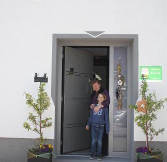 Monchhof House | Zur Weinlaube