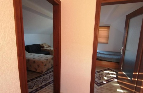Visoko House | Zuta Kuca Sunca