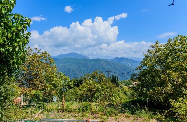 Σπίτι στο Τείχιο με θέα Βαρδούσια και Γκιώνα