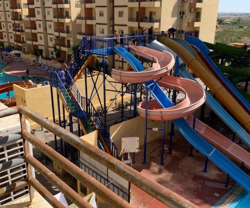 الشقق المنفصله فيو اكوا بارك الساحل الشمالي