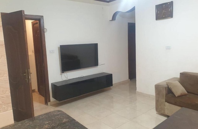 شقة مفروشة فرش فاخر ٣ غرف نوم في طبربور عمان