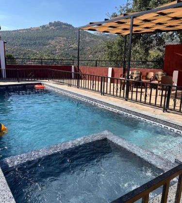 مزرعة وشاليه المُنى -Mona chalets