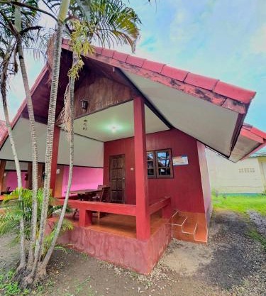 ปลาตอง รีสอร์ท