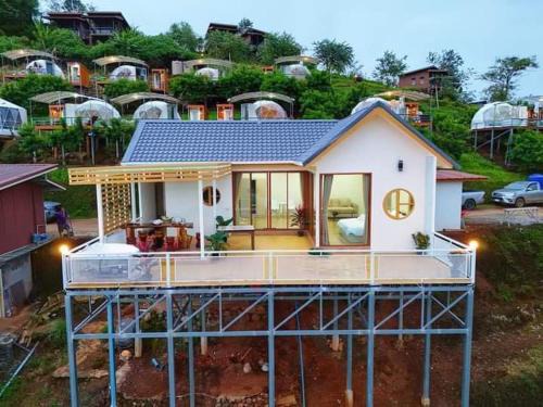 เดอะโดมโฮมสเตย์ ม่อนแจ่ม