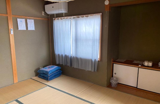シェアハウスの和室or洋室 24時間スーパー徒歩5分 共同ワークスペース有