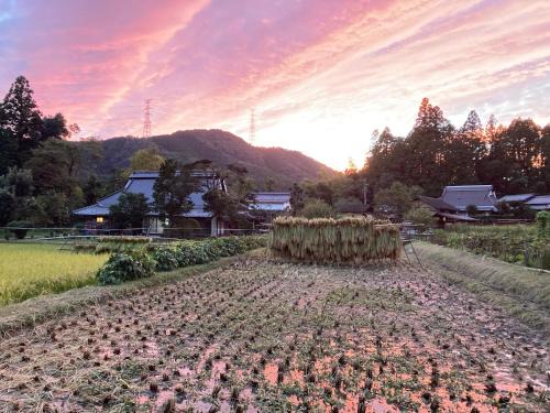 一汁一菜の宿 ちゃぶダイニング Ichiju Issai no Yado Chabu Dining, A Private Farmstay in Rural Kyoto