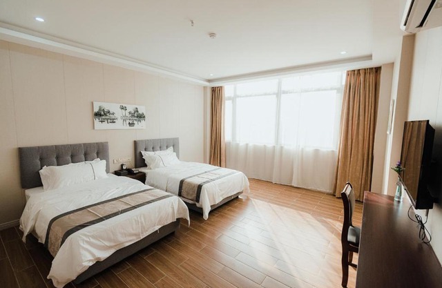 帕娜国际酒店 PHANA HOTEL