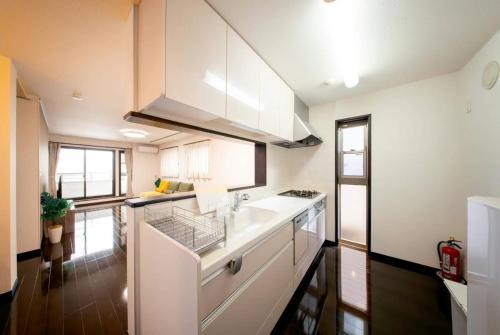 池袋徒歩11分要町駅3分 3階建て一軒家 最大8人 貸切 キッチン設備完備 寝室4つ トイレ2つ