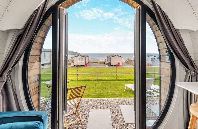 1 bedroom accommodation in Gwbert on Sea