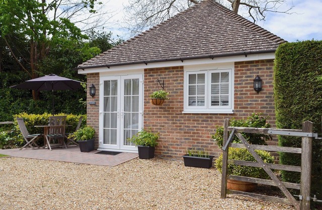 1 bedroom accommodation in Cuckfield, near Haywards Heath