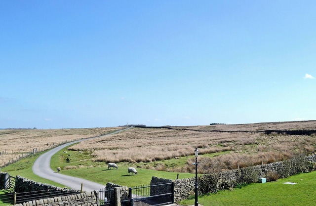 1 bedroom accommodation in near Haworth