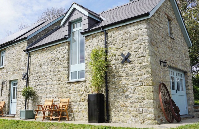 1 bedroom accommodation in Glynarthen, near Aberporth