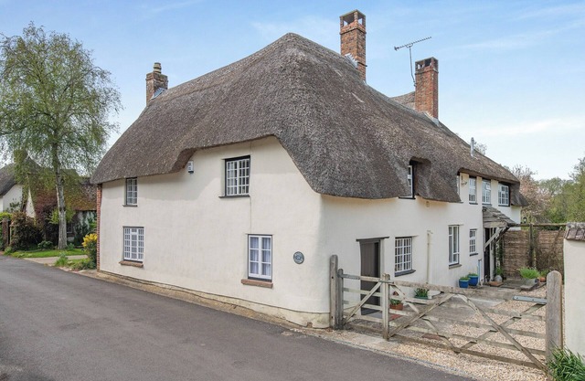 1 bedroom accommodation in Briantspuddle, near Wareham