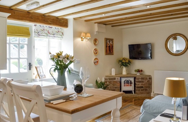 1 bedroom accommodation in Wrelton, near Pickering