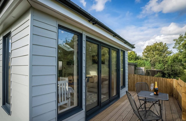 1 bedroom accommodation in Steyning