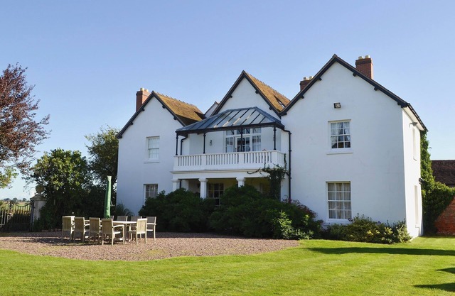 1 bedroom accommodation in Walcot
