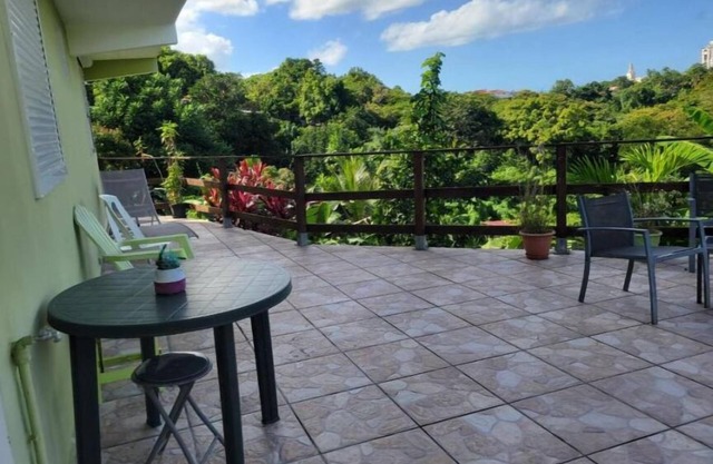 1 bedroom apartment in pointe-ã -pitre