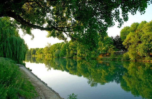 1 Bedroom Apartment in Bry-sur-Marne