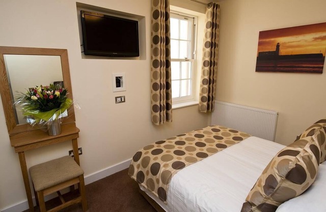 1 Bedroom Apartment - 2nd Floor