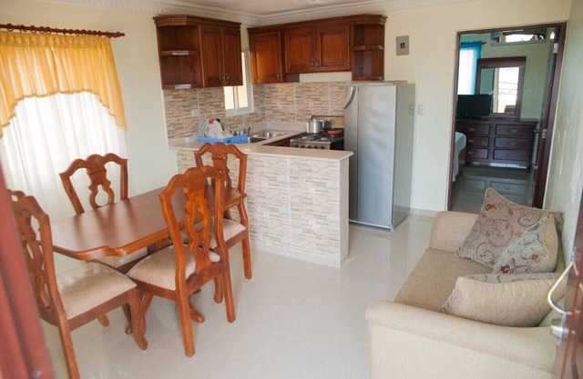 1 Bedroom Apartment Terrace Sea Views Free High Speed Wireless & Wired Internet