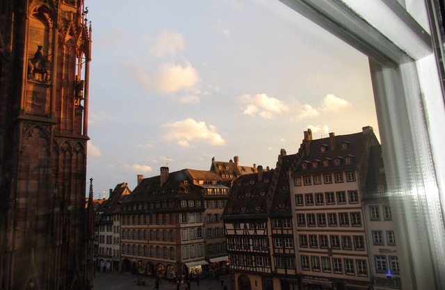 1 bedroom apartment 45m2 Place de la Cathédrale Center-ville Strasbourg