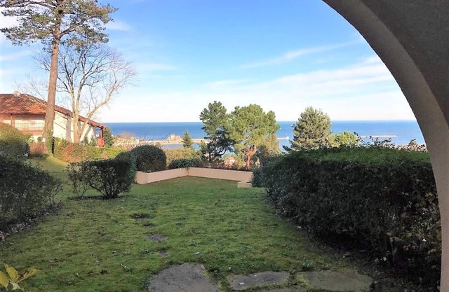 1 Bedroom Apartment In Ciboure