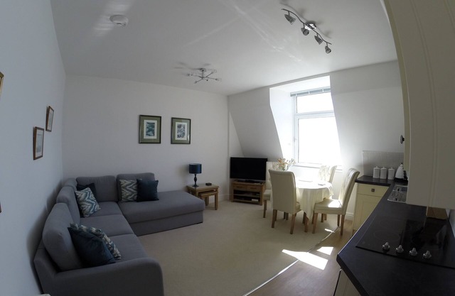 1 Bedroom Apartment With Stunning Sea Views, Private Gardens And Tennis Court