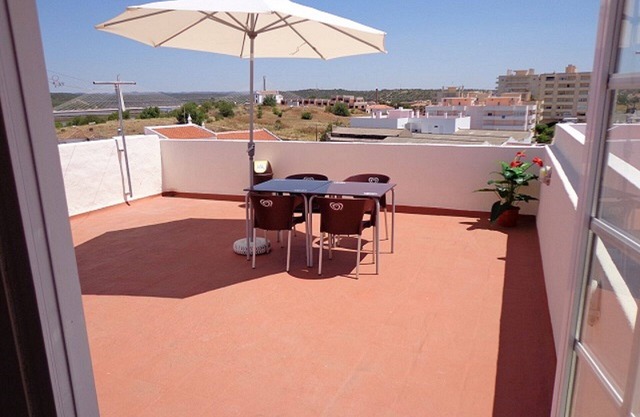 1 bedroom apartment with terrace, air conditioning and wi-fi
