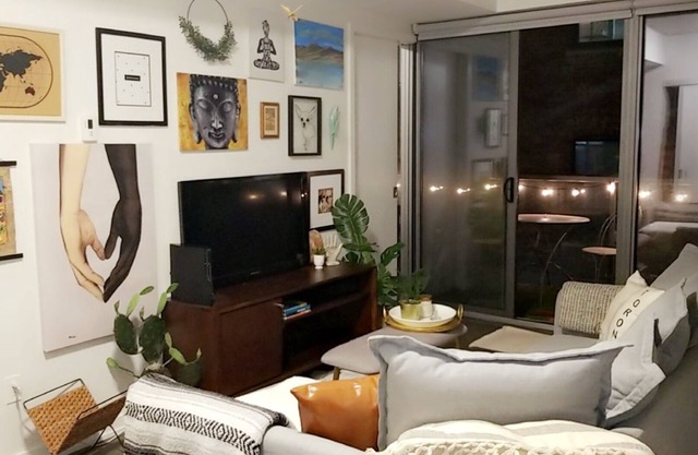1 bedroom apt in St.Lawrence Market