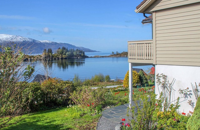 1 bedroom lovely apartment in Svortevik