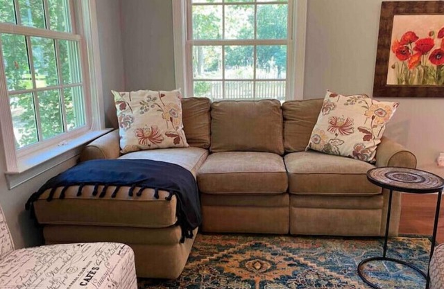 1 BR, 1 BA Guesthouse Getaway on the Rappahannock River w Firepit + Dock