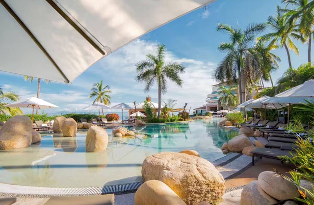 1 BR Suite in Luxury Garza Blanca Resort Puerto Vallarta, 2 BR also available