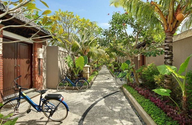 1 BR Suite Villa with a private pool, FREE return airport transfers